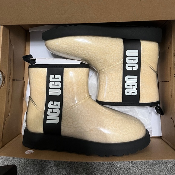 UGG Shoes - UGG CLASSIC CLEAR MINI